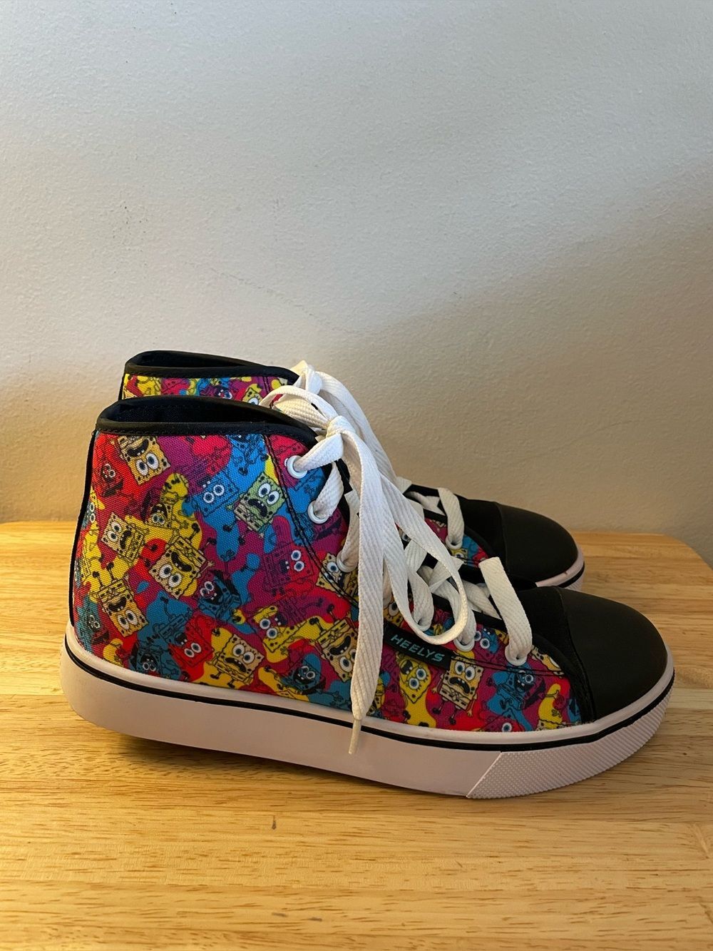 HEELYS Men's 7 SpongeBob SquarePants Hustle High Top Roller Skate Shoes NEW